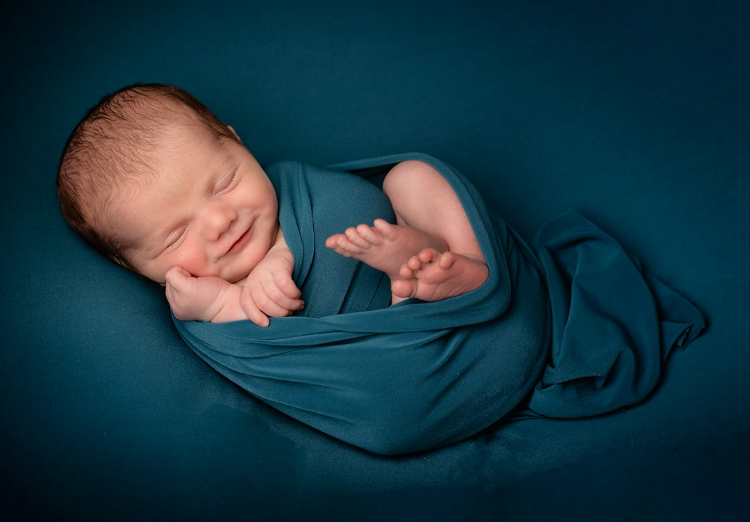 bébé se réveille au moindre bruit